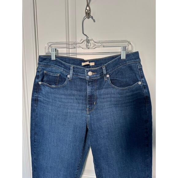 Levi's Womens Classic Straight Jeans Size 12 (W31 L30) Dark Blue - Picture 4 of 5